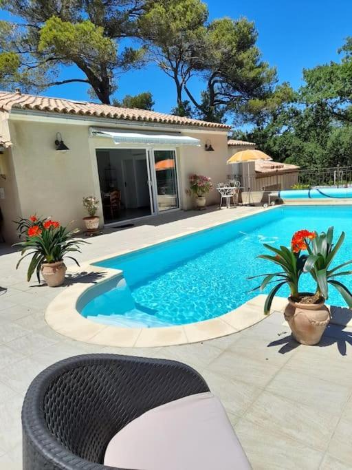 Villa Le Bosquet En Luberon. Ménerbes Εξωτερικό φωτογραφία